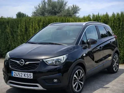 Usado Opel Crossland X Excellence 110 CV (80 kW) 2018 Negro SUV