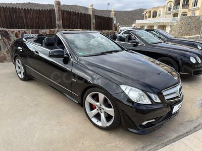 Usado Mercedes E200 Avantgarde 184 CV (135 kW) 2011 Negro Descapotable
