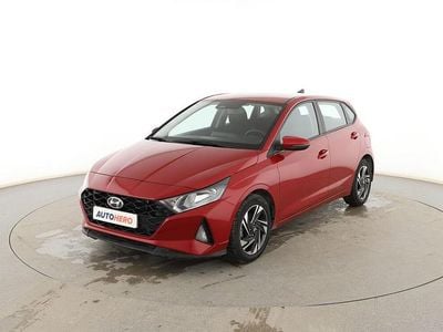 Usado Hyundai i20 101 CV (74 kW) 2021 Rojo Utilitario