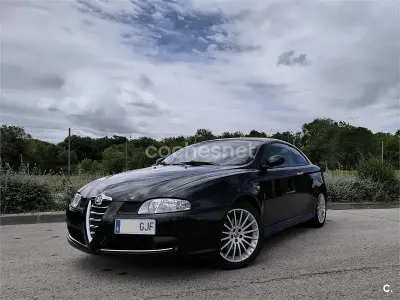 Usado Alfa Romeo GT Distinctive 150 CV (110 kW) 2008 Negro Coupe
