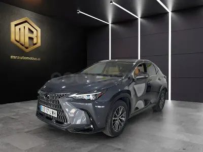 Usado Lexus NX450h+ Executive Line 306 CV (225 kW) 2022 Negro SUV