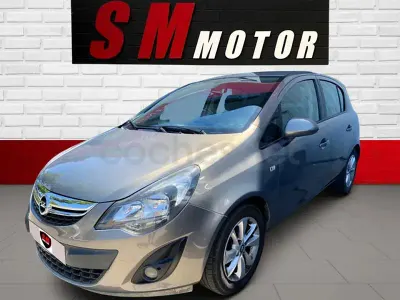 Usado Opel Corsa Selective 75 CV (55 kW) 2014 Beige Utilitario