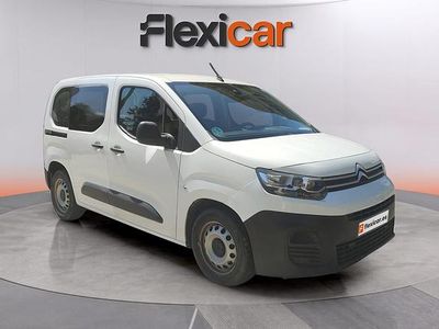 Usado Citroën Berlingo Feel 102 CV (75 kW) 2020 Blanco Monovolumen