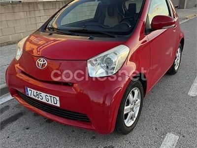 Toyota iQ