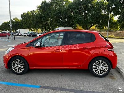 Naranja Usado 2019 Peugeot 208 Signature Sky Utilitario | 6300 € (Super precio)