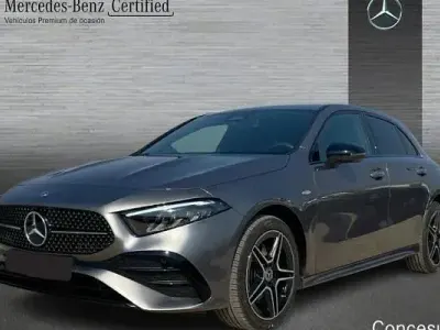 Usado Mercedes A250 218 CV (160 kW) 2025 Gris
