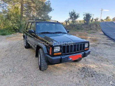 Usado Jeep Cherokee Sport 115 CV (84 kW) 1998 Negro SUV