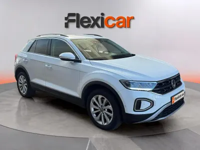 Usado VW T-Roc Life 150 CV (110 kW) 2023 Blanco SUV