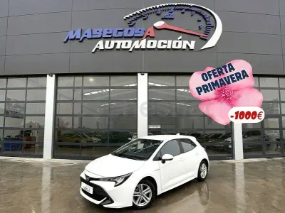 Usado Toyota Corolla Active 122 CV (89 kW) 2022 Blanco Berlina