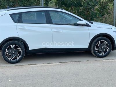 Usado Hyundai Bayon 84 CV (61 kW) 2022 Blanco SUV