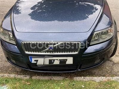 Usado Volvo V50 Momentum 136 CV (100 kW) 2005 Azul Familiar