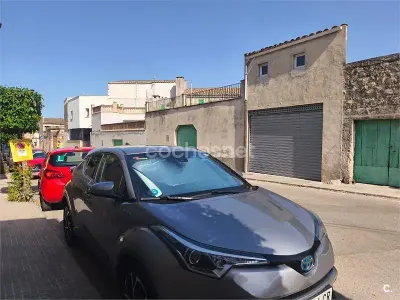 Usado Toyota C-HR Advance 122 CV (89 kW) 2019 Gris / plata SUV