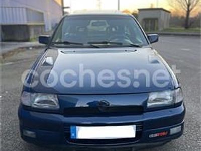 Azul Usado 2000 Opel Astra Edition Coupe | 8990 €