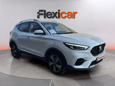 Usado MG ZS Comfort 106 CV (77 kW) 2023 Blanco SUV