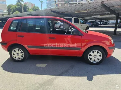 Usado Ford Fusion 80 CV (58 kW) 2012 Rojo Utilitario