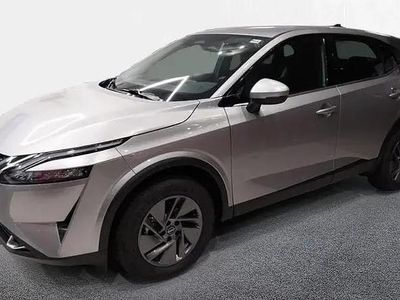 Usado Nissan Qashqai Acenta 158 CV (116 kW) 2024 Diamond silver (metalizado) SUV