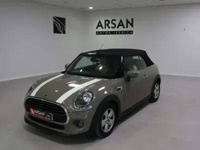 Usado Mini Cooper Cabriolet 136 CV (100 kW) 2019 Verde Descapotable