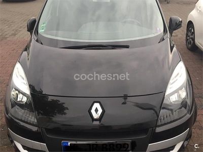 Usado Renault Scénic III Dynamique 110 CV (80 kW) 2011 Negro Monovolumen