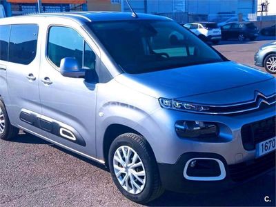 Usado Citroën Berlingo Shine 100 CV (73 kW) 2019 Gris / plata Monovolumen