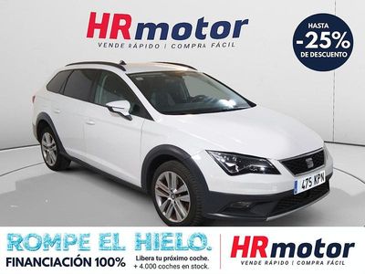 Usado Seat Leon 4Drive 150 CV (110 kW) 2018 Blanco Familiar