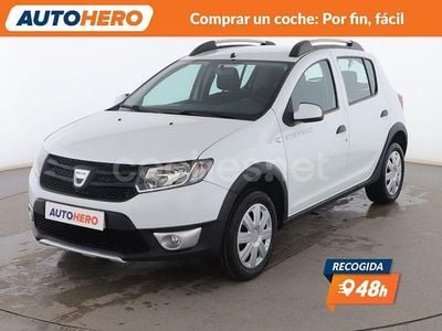 Blanco Usado 2014 Dacia Sandero Stepway Berlina | 8299 € (Precio justo)