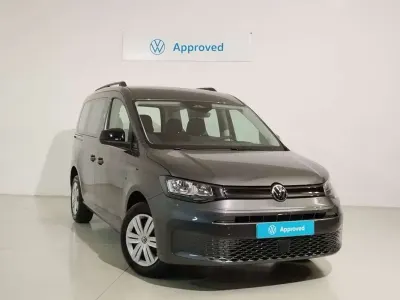 Usado VW Caddy 116 CV (85 kW) 2025 Gris Monovolumen