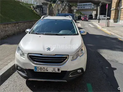 Usado Peugeot 2008 Style 110 CV (80 kW) 2016 Blanco SUV