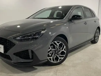 Begagnad Hyundai i30 N Line 100 HK (73 kW) 2025 Grå