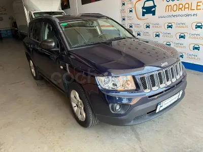 Usado Jeep Compass Limited 136 CV (100 kW) 2013 Azul SUV