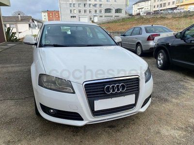 Usado Audi A3 Ambition 105 CV (77 kW) 2010 Blanco Utilitario