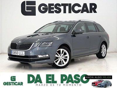 Usado Skoda Octavia Style 150 CV (110 kW) 2020 Gris Familiar