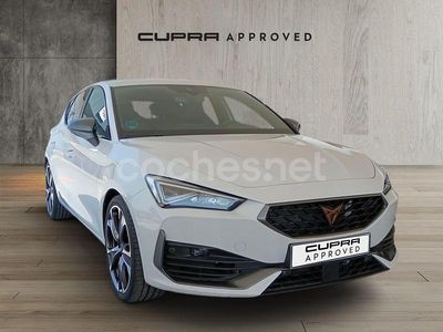 Blanco Usado 2023 Cupra Leon VZ Berlina | 39.450 € (Un poco caro)