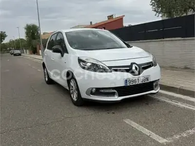 Usado Renault Scenic E-Tech LIMITED 115 CV (84 kW) 2014 Blanco Monovolumen