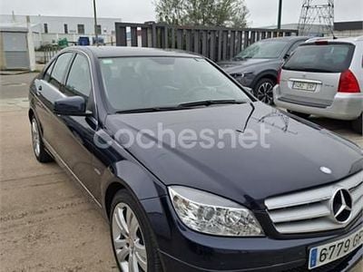 Usado Mercedes C220 Avantgarde 170 CV (125 kW) 2009 Azul Berlina