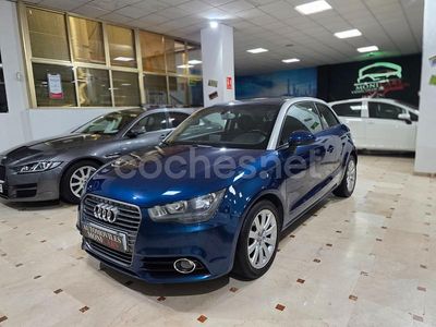 Azul Usado 2011 Audi A1 Attraction Berlina | 8700 € (Precio justo)
