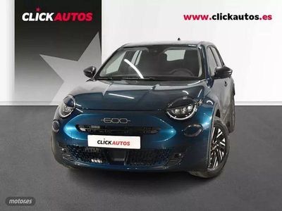 Azul Usado 2025 Fiat 600 SUV | 20.800 € (Precio justo)