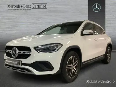 Usado Mercedes GLA200 Progressive 150 CV (110 kW) 2022 Blanco polar SUV
