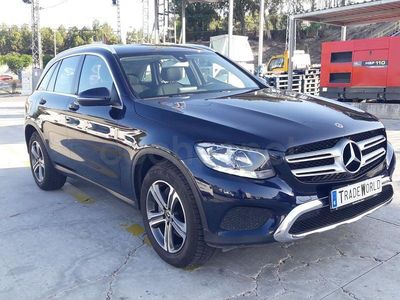 Usado Mercedes GLC250 204 CV (150 kW) 2019 Violeta / lila SUV