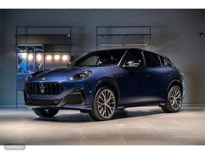 Blu modena Nuevo 2025 Maserati Grecale SUV | 138.000 €