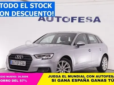Usado Audi A3 116 CV (85 kW) 2019 Gris / plata Berlina