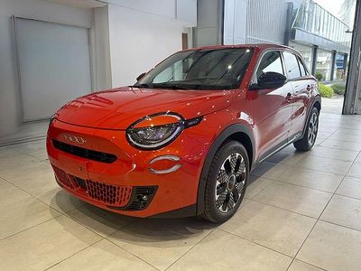 Naranja Nuevo 2025 Fiat 600 La Prima SUV | 28.990 € (Un poco caro)