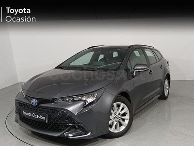 Usado Toyota Corolla Active 140 CV (102 kW) 2025 Gris / plata Familiar