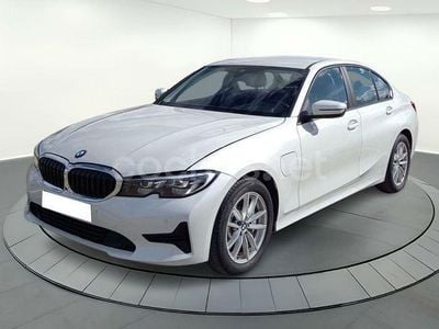 BMW 330e
