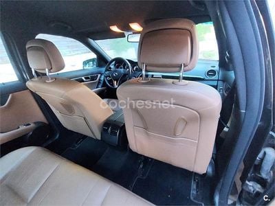 Usado Mercedes C350 Avantgarde 306 CV (225 kW) 2011 Negro Berlina