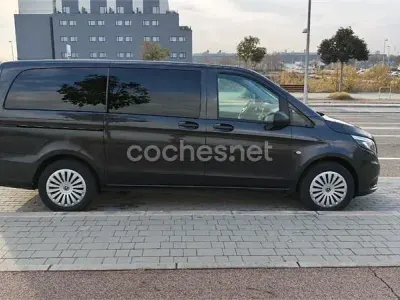 Käytetty Mercedes V200 Marco Polo 136 HP (100 kW) 2022 Musta Tila-auto