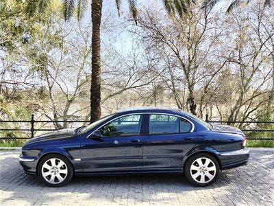 Usado Jaguar X-type Executive 231 CV (169 kW) 2006 Azul Berlina