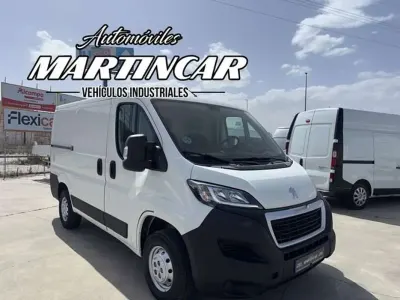 Usado Peugeot Boxer 82 CV (60 kW) 2018 Blanco Van
