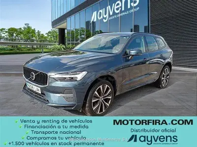 Usado Volvo XC60 Momentum 197 CV (144 kW) 2021 Amarillo SUV