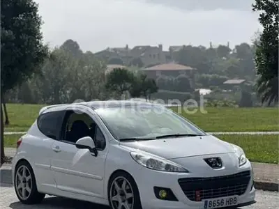 Usado Peugeot 207 GTi 155 CV (114 kW) 2010 Blanco Berlina