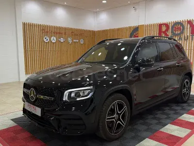 Usado Mercedes GLB200 150 CV (110 kW) 2021 Negro SUV
